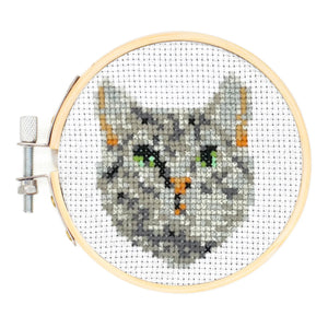 Mini Embroidery Kit - Cat
