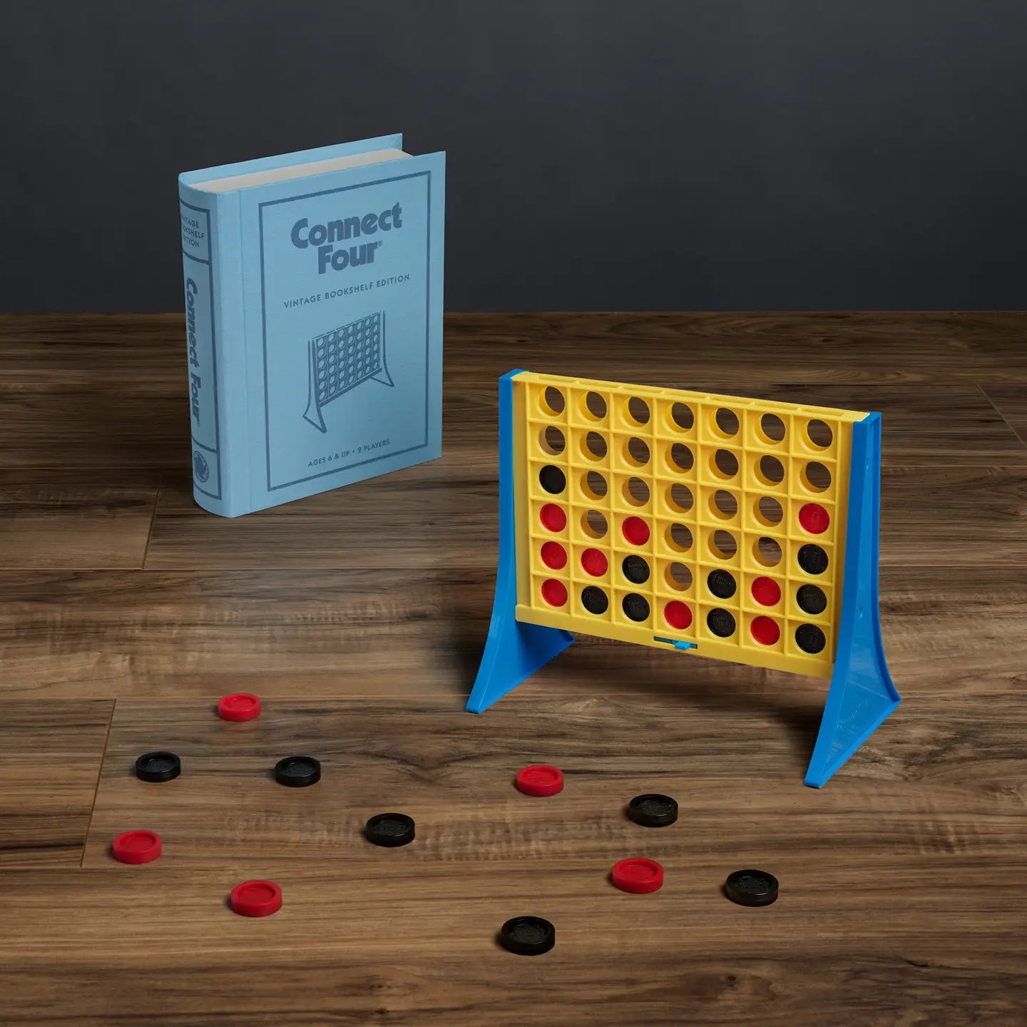 Vintage Bookshelf Game - Connect 4